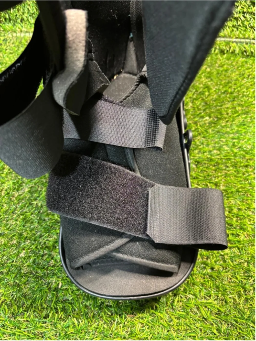 Medline Unisex Medical Walking Boot Brace Large Black #1042